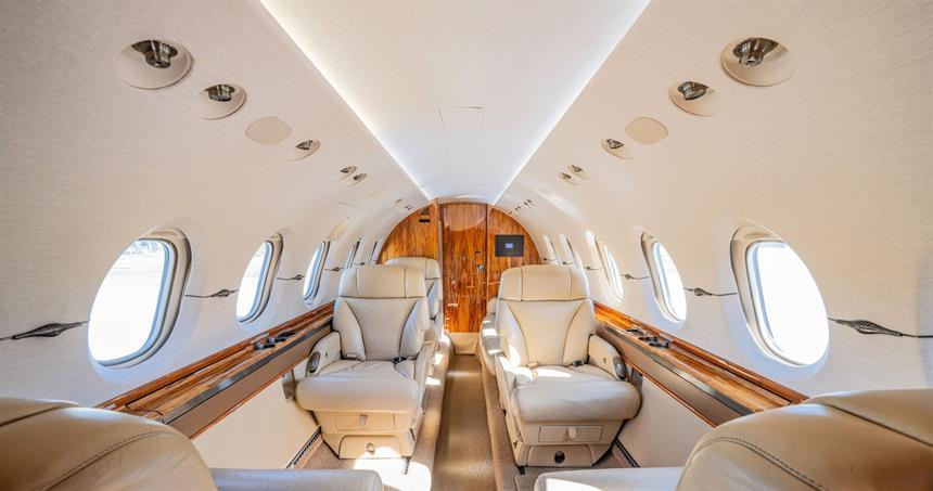 Hawker 800XP 2 of 2